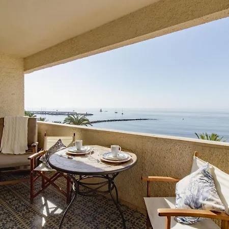 Appartement Larycorte, Beautiful 3bdr Beachfront