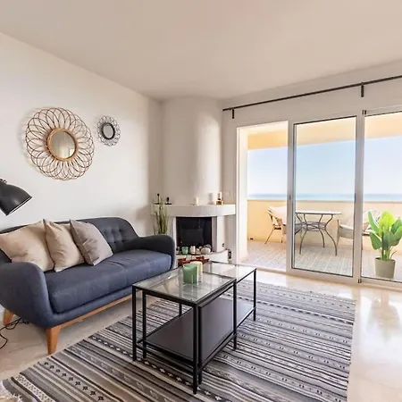 Larycorte, Beautiful 3bdr Beachfront * מארבלה