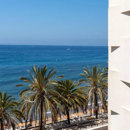 Larycorte, Beautiful 3bdr Beachfront Appartement
