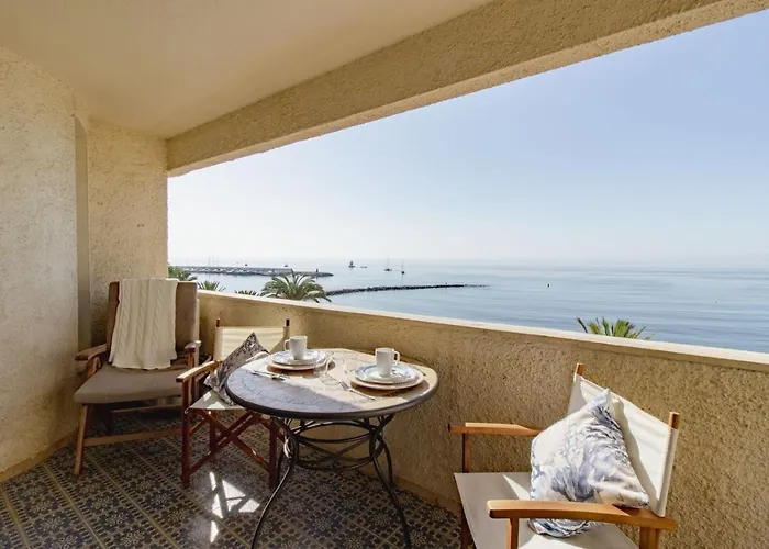 Appartement Larycorte, Beautiful 3bdr Beachfront